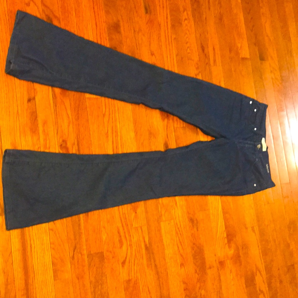 Henry& Belle Micro Flare Jeans 27